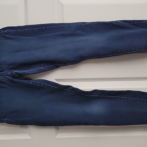 Decree Women's Skinny Jeans - Picture 3 of 13